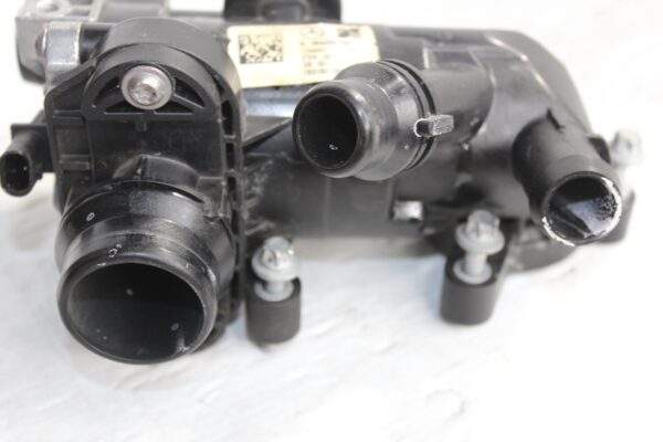 Mercedes Benz W205 C Class M264 Thermostat Housing A2642001501, A2642003901