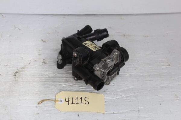 Mercedes Benz W205 C Class M264 Thermostat Housing A2642001501, A2642003901
