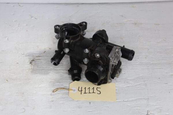 Mercedes Benz W205 C Class M264 Thermostat Housing A2642001501, A2642003901