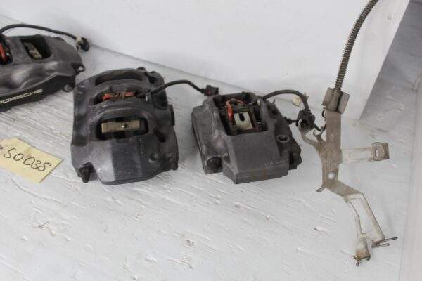 Porsche 981 Cayman Boxster Brake Caliper Set Complete Brembo