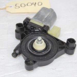 Porsche 95B Macan Front Left Door Glass Window Motor 5Q0959801C - Image 4