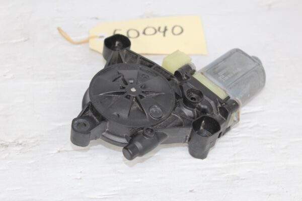 Porsche 95B Macan Front Left Door Glass Window Motor 5Q0959801C