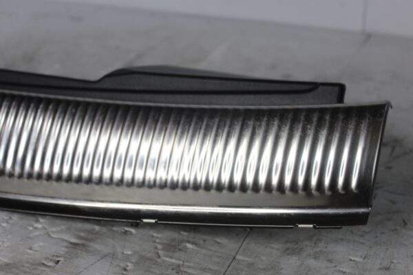 Audi 8R Q5 SQ5 Boot Lid Trunk Cover Trim 8R0864513C