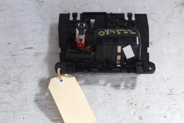 Audi 8R Q5 SQ5 Center Console Front Ashtray With 12 Volt Plug 8K0 857 951 C