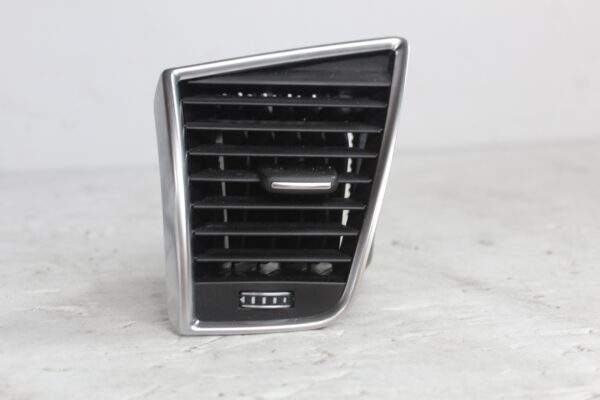 Audi 8R Q5 SQ5 Dashboard Air Vent 8R2 820 901 G