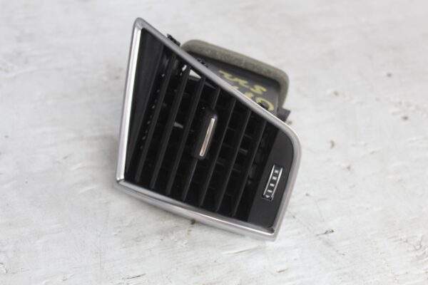 Audi 8R Q5 SQ5 Dashboard Air Vent 8R2 820 901 G