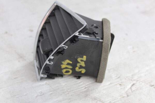 Audi 8R Q5 SQ5 Dashboard Air Vent 8R2 820 901 G