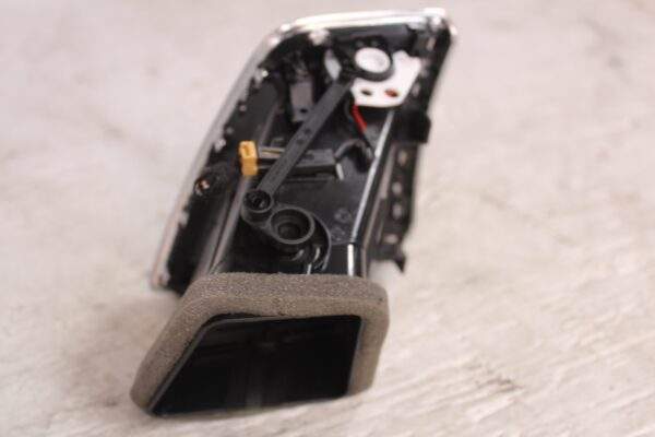 Audi 8R Q5 SQ5 Dashboard Air Vent 8R2 820 902 G