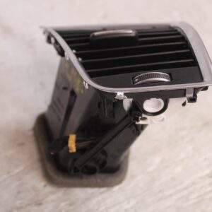 Audi 8R Q5 SQ5 Dashboard Air Vent 8R2 820 902 G - Image 2
