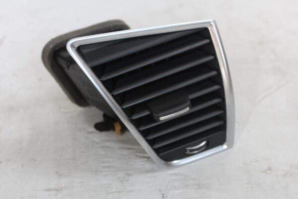 Audi 8R Q5 SQ5 Dashboard Air Vent 8R2 820 902 G