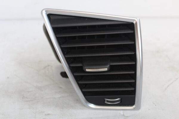 Audi 8R Q5 SQ5 Dashboard Air Vent 8R2 820 902 G