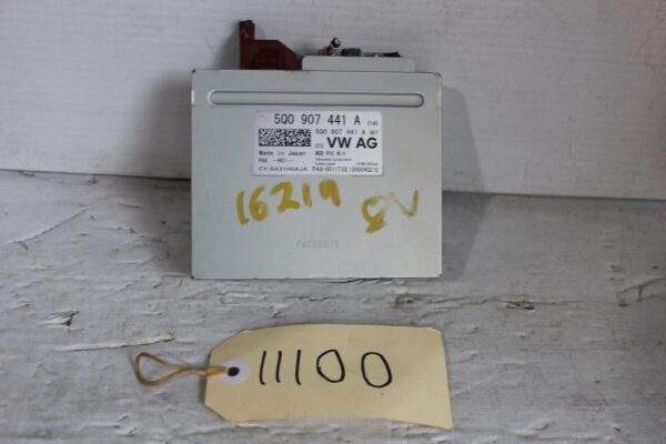 Audi 8V A3 S3 / Volkswagen Mk7 Golf Rear View Camera Module 5Q0 907 441 A