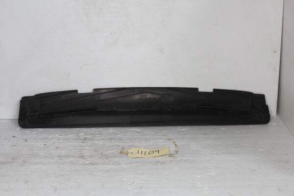 Audi 8R Q5 Engine Cover Air Guide Plastic Trim 8R0807217BA