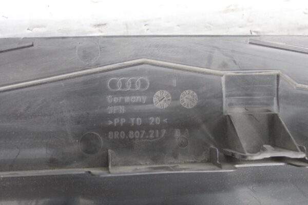 Audi 8R Q5 Engine Cover Air Guide Plastic Trim 8R0807217BA