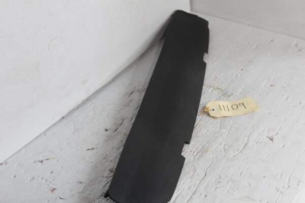 Audi 8R Q5 Engine Cover Air Guide Plastic Trim 8R0807217BA