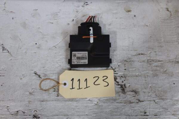 Audi FY Q5 2.0L Fuel Pump Control Module 80A906093, 80A906093C
