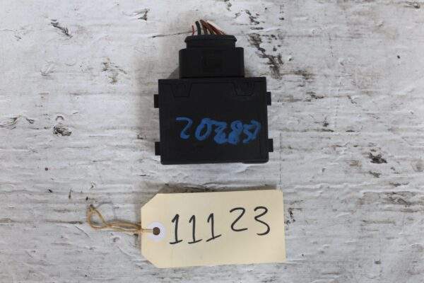 Audi FY Q5 2.0L Fuel Pump Control Module 80A906093, 80A906093C