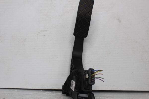 Audi FY Q5 SQ5 Accelerator Throttle Pedal 8W1723523
