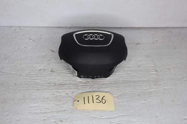 Audi 8V A3 Steering Wheel Drivers Airbag 8V0880201AT