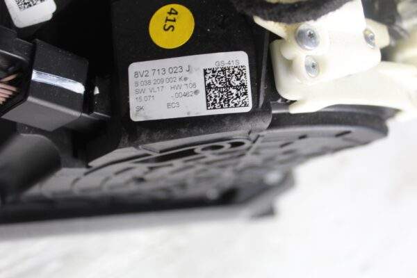 Audi 8V A3 Gear Selector Mechanism 8V2713023J, 8V2713023AM