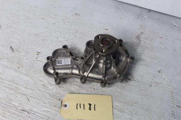 Audi 8R SQ5 3.0L TDI Engine Water Pump 059121008
