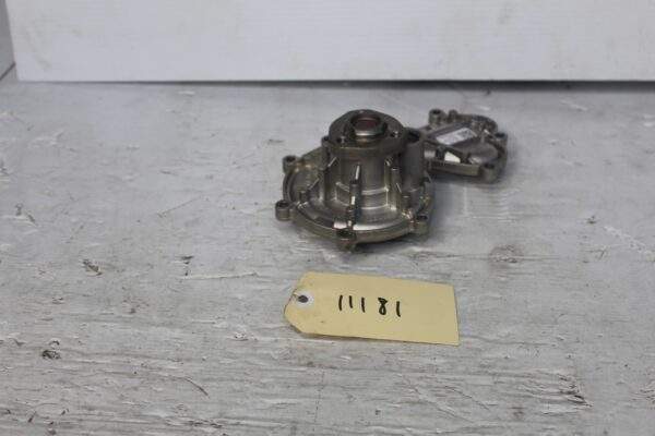 Audi 8R SQ5 3.0L TDI Engine Water Pump 059121008