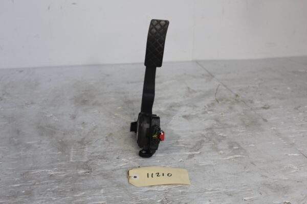 Audi 8R Q5 SQ5 Accelerator Throttle Pedal 8K1723523A