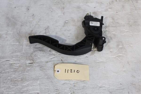 Audi 8R Q5 SQ5 Accelerator Throttle Pedal 8K1723523A
