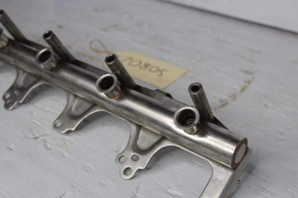 Volkswagen Mk6 Golf R / Audi 8P S3 CDL Fuel Injector Rail 06F133317L