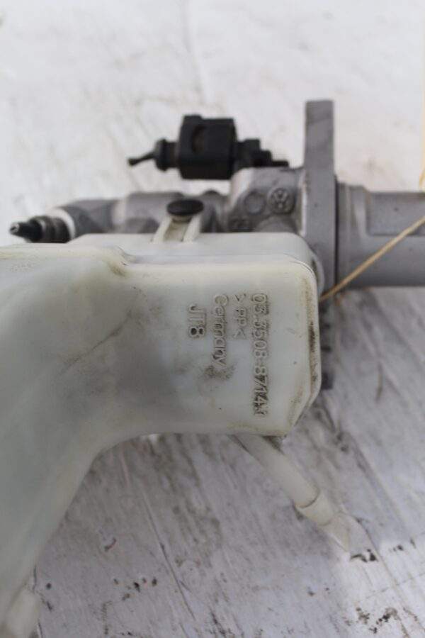 Audi 8V S3 / Volkswagen Mk7 Golf Brake Master Cylinder 5Q2611301C