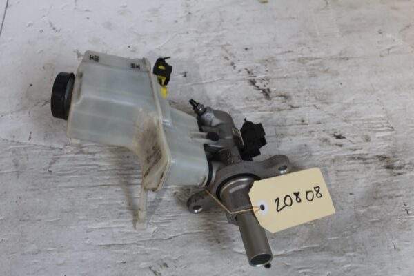 Audi 8V S3 / Volkswagen Mk7 Golf Brake Master Cylinder 5Q2611301C