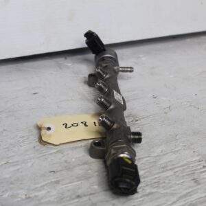 Audi Fy Q5 2.0L Diesel Fuel Injection Rail 04L130089G - Image 5