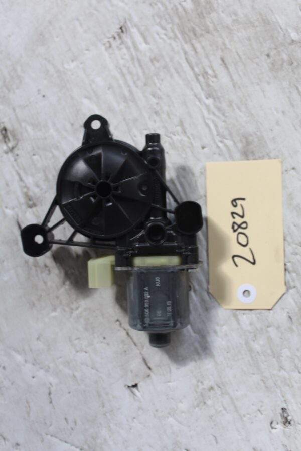 Volkswagen Mk7 Golf Window Regulator Motor 5Q0959802A