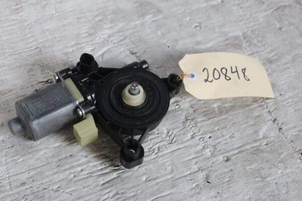 Volkswagen Mk7 Golf Front Left Window Regulator Motor 8W0959801