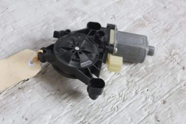 Volkswagen Mk7 Golf Front Left Window Regulator Motor 8W0959801