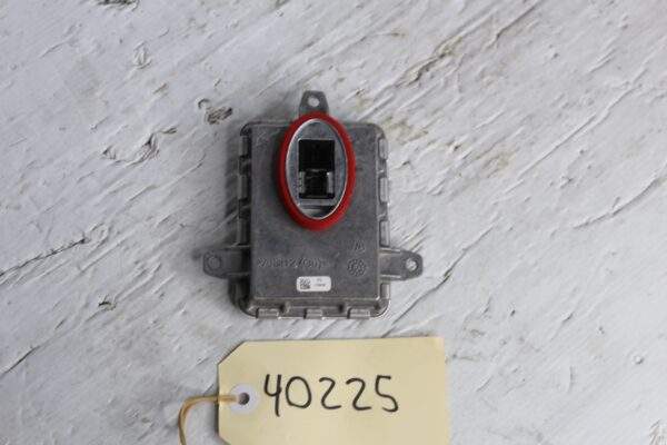 Mercedes Benz GENUINE Headlight Xenon Ballast Control Unit A1669002800