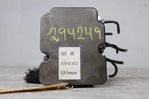 Mercedes Benz W176 W117 A45 CLA45 AMG ABS Pump Unit A1764311812