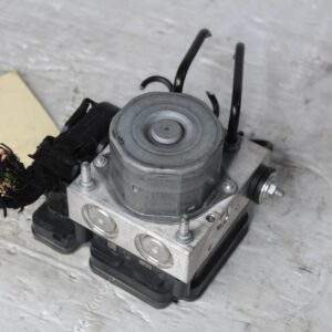 Mercedes Benz W176 W117 A45 CLA45 AMG ABS Pump Unit A1764311812 - Image 9