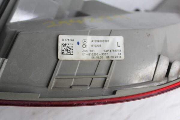 Mercedes Benz W176 A250 A45 Left Tail Light Taillamp A1769063100, A1769063300