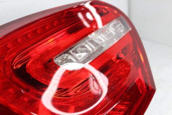 Mercedes Benz W176 A250 A45 Left Tail Light Taillamp A1769063100, A1769063300