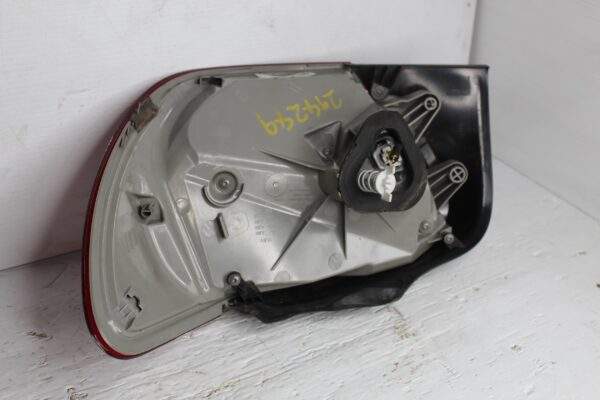 Mercedes Benz W176 A250 A45 Left Tail Light Taillamp A1769063100, A1769063300