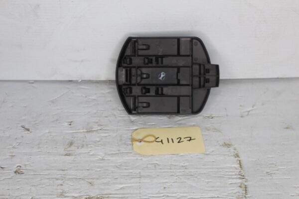 Mercedes Benz W204 W212 C E Class Emergency Triangle Holder A2048900114