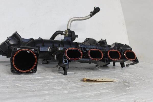 Mercedes Benz A250 CLA250 M270 Engine Intake Manifold A2700900737