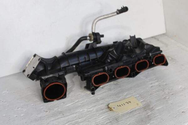 Mercedes Benz A250 CLA250 M270 Engine Intake Manifold A2700900737