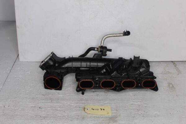 Mercedes Benz A250 CLA250 M270 Engine Intake Manifold A2700900737