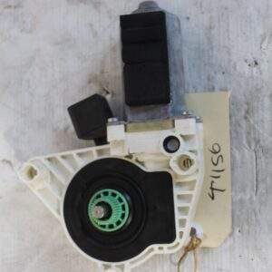 Mercedes Benz W117 CLA Window Regulator Motor A2078200642 - Image 6