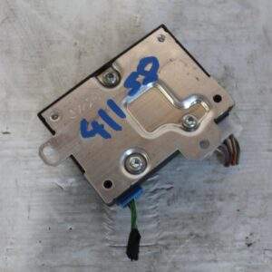 Mercedes Benz W176 W117 A45 CLA45 Fuel Pump Control Module A0009000104 - Image 4