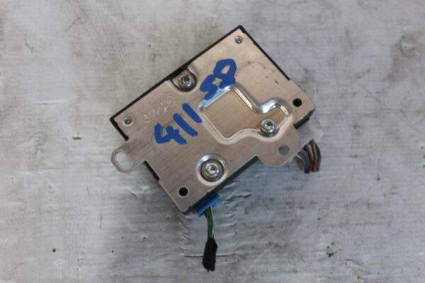 Mercedes Benz W176 W117 A45 CLA45 Fuel Pump Control Module A0009000104