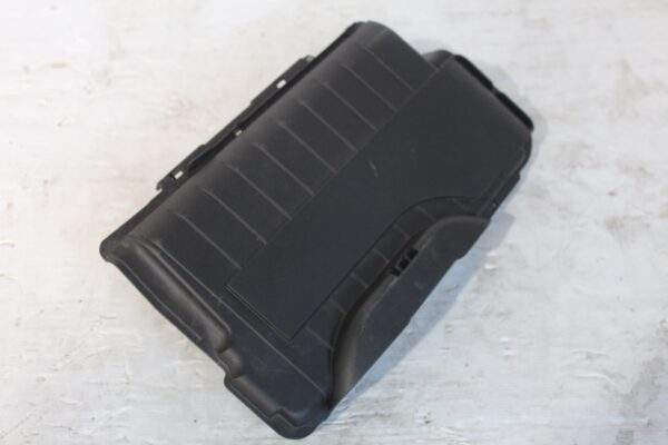 Mercedes Benz W176 W117 A CLA Battery Box Cover A2465411005