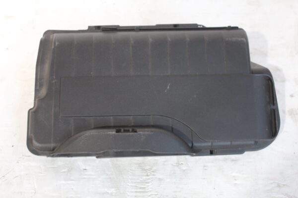 Mercedes Benz W176 W117 A CLA Battery Box Cover A2465411005